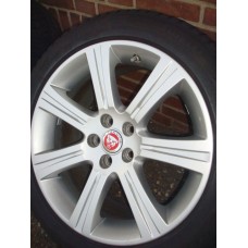 18 inch Originele Jaguar XF Star velgen en banden steek 5x108