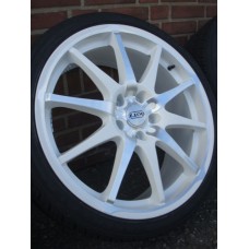 19 inch Dotz White Velgen en Banden Steek 5x114,3